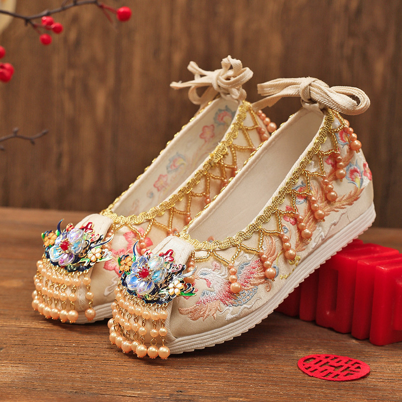 2026 Chinese Style Shoes Elegant Hanfu Shoes For Women, Summer Height Increasing Bride Wedding Embroidered Shoes Champagne Beige Chinese Style Xiuhe W