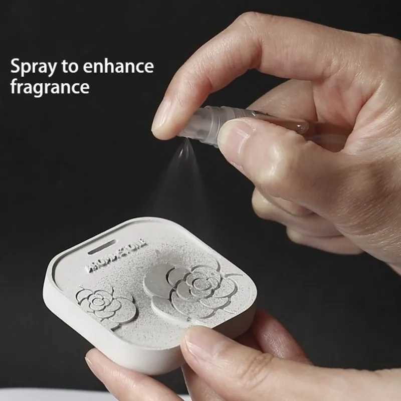 Camellia Car Aromatherapy Stone Pendant Fashion Bedroom Wardrobe Diffuser Light of Hope Diatomaceous Earth Aromatherapy Sheet H260319