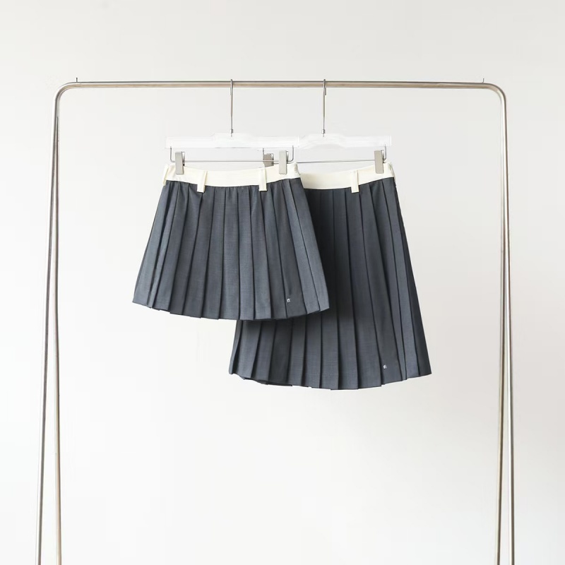 Girl designer short skirt women skirt fashiona letter embroidery lace up gray womens pleated skirt trendy versatile styles woman college style mid skirt