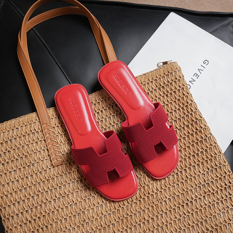 HZGUSIFU new Free delivery Slippers Lightweight soft soled women's slippers that won't rub your feet if worn for a long time