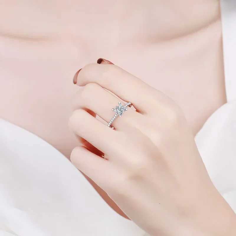 NeeTim 1ct 2ct Princess Moissanite Engagement Ring for Women D VVS1 Diamond Proposal Bridal Rings Sterling Silver Wedding Band H260320 - view 6