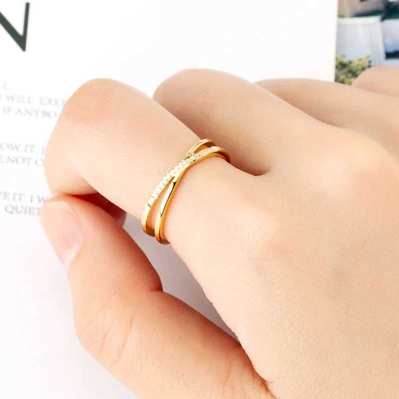 Beautiful And Exquisite Titanium Steel High Quality Women Ring With Zircon Inlaid Fashion Jewelry Love Rings Drop Shipping H260320 - view 6