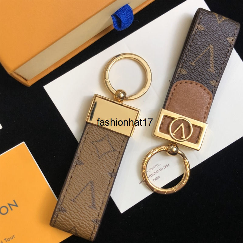 Key Rings Keychains Lanyards designer Keychain bag charm Classic Exquisite Luxury Designer Car Zinc Alloy Letter Unisex Lanyard Gold Black Metal Small Jewelry