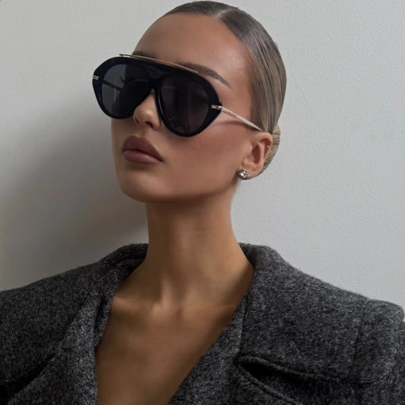 Fashion pilot womens sunglasses Oversized One Piece Sun Glasses Female Trendy Black Round Cool Shades UV400 260320