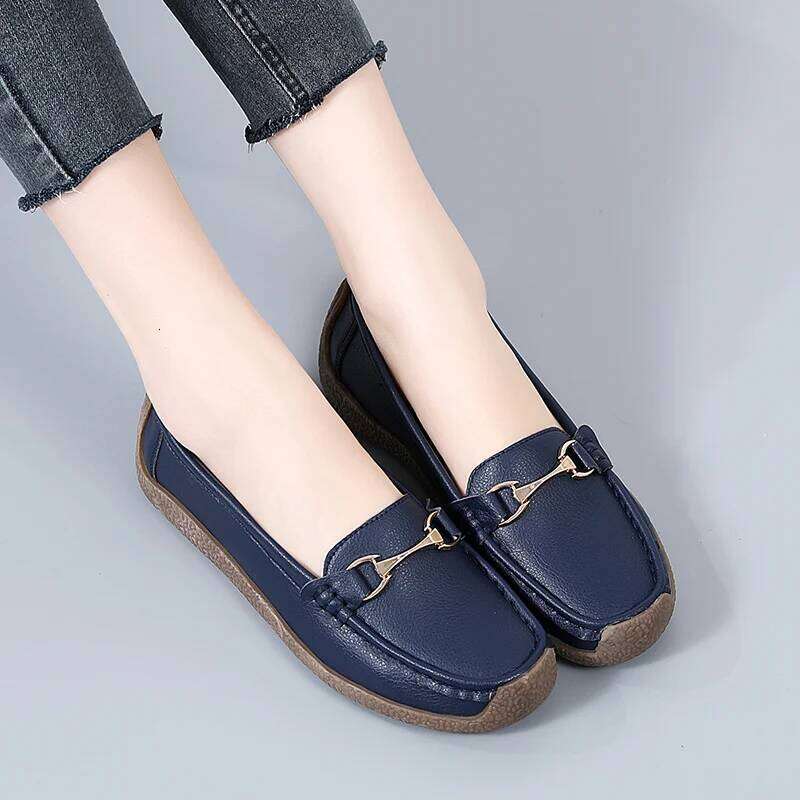 2024 New Women Flats Leather Moccasins Sneakers Woman Casual Slip-on Loafers Female Boat Shoes Big Size 44