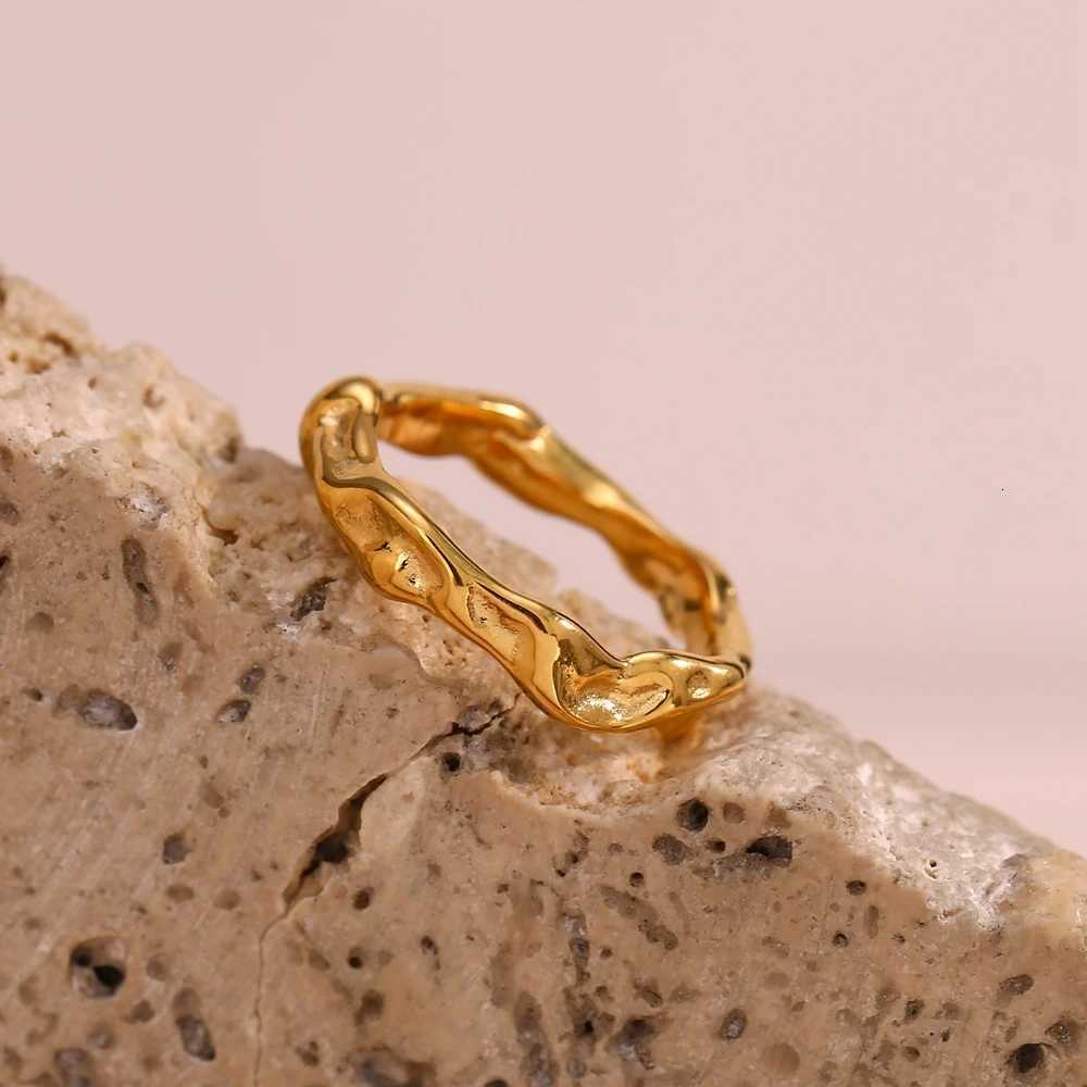 Casting Irregular Water Wave Hammered Gold Plated Index Finger Rings For Woman Minimalist Basics Stainless Steel Rings Jewelry H260320 - view 4