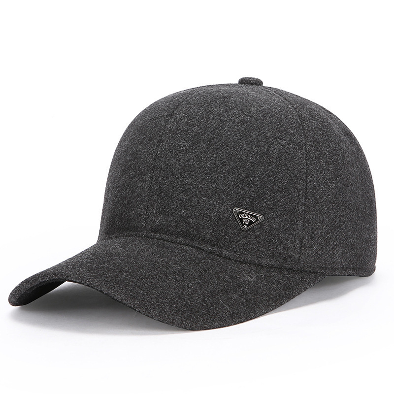 Thickened Style Casual Type Multi-functional Baseball Cap Suitable For Outdoor Use To Protect Against Wind And Snow And Keep Ears Warm, With A Simple 