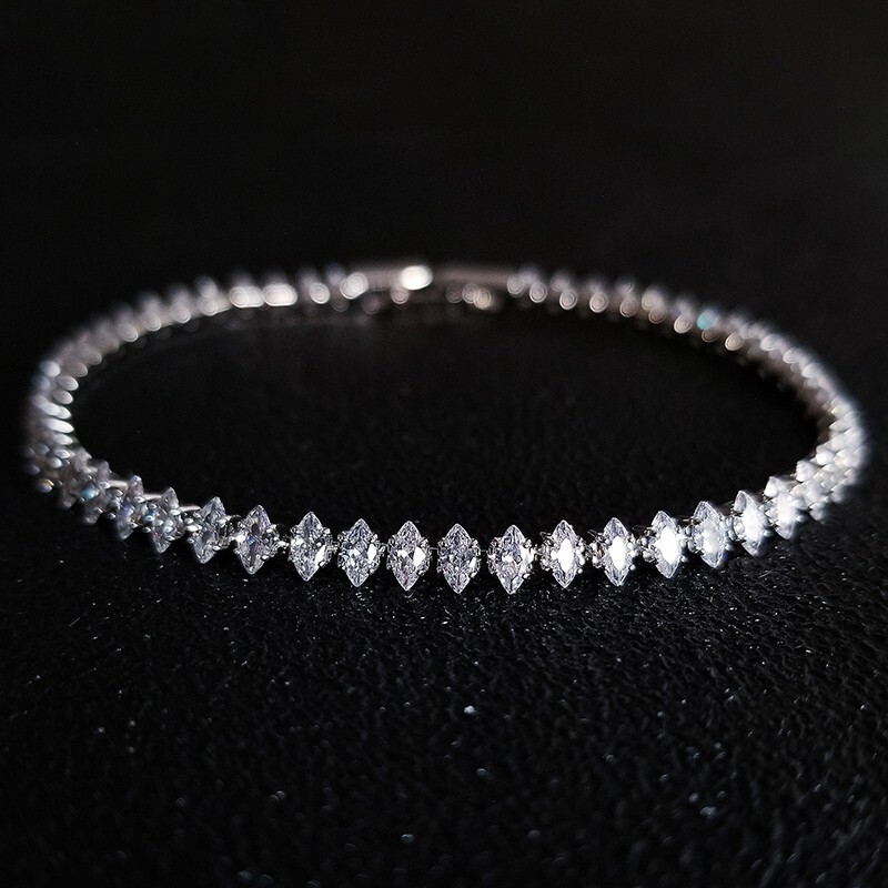 2.5X5mm Marquise Cut Diamond Tennis Bracelet Unique Design Sparkling CZ Bracelet For Women Dainty Fashionable Women's Accessories Silver Plated W