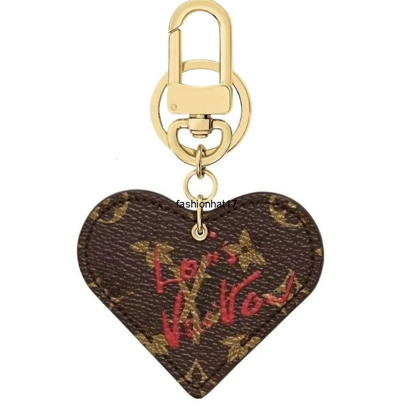 Key Rings Hot Selling Designer Keychains Bag Pendants Old Flower Leather and Metal Keychains High Quality Holiday Gifts with Many Options