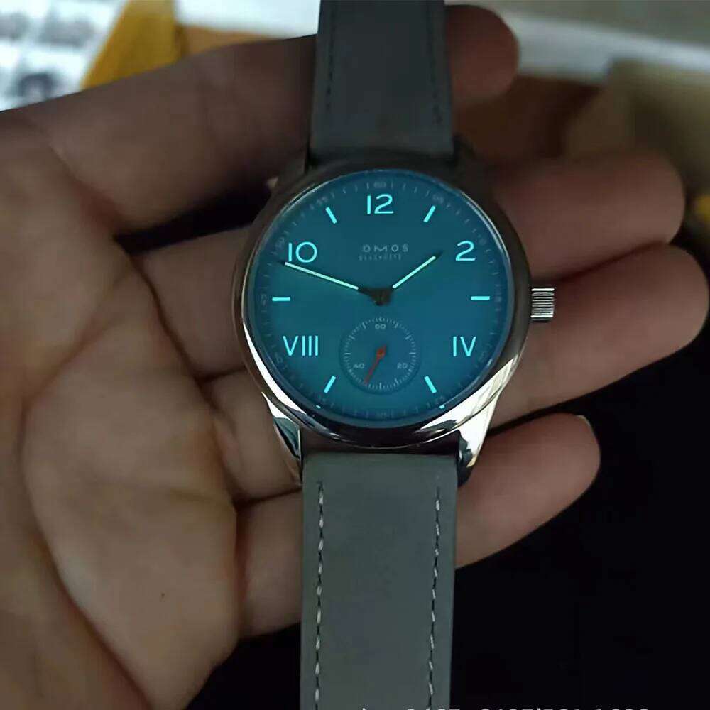 39MM high-end men's automatic mechanical watch with Seagull ST17 movement, waterproof and luminous. 26W0320