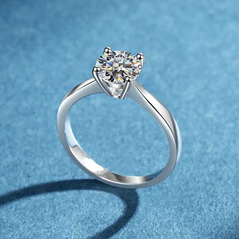Womens Exquisite 1 Moissanite Ring PT950 Platinum Prong Plain Band Ring for Friend Gift Selection H260320 - view 5