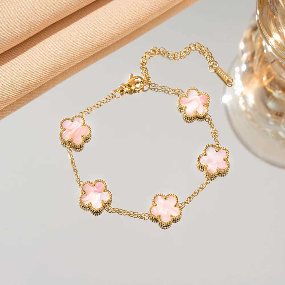 Adjustable Gold-Plated StainlESS Steel Plant Flower With Five Petals Womens Luxury Gifts H260321 - view 4