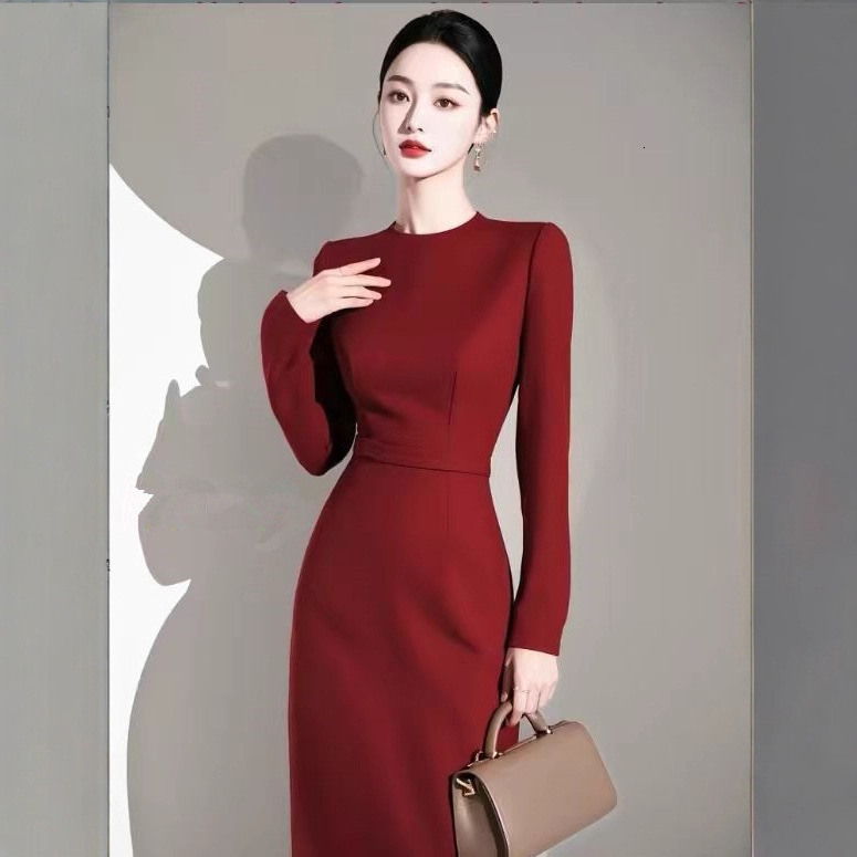 New Early Spring Elegant French-style High-end Evening Dress In Red For Designer Dress Important Occasions Slimming Long-sleeved Dress For Women