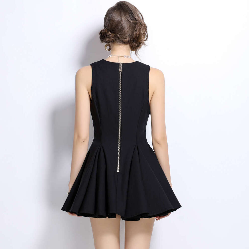 2026 women's black sleeveless vest slim fit high-end A14 V-neck short elegant niche waistline A-line dress