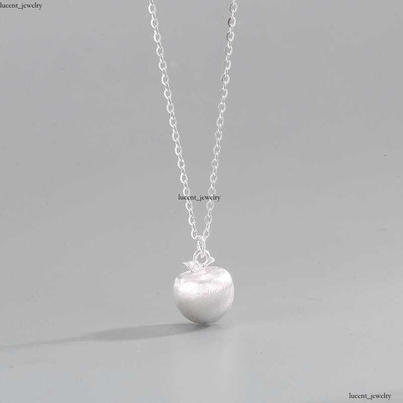 Collana Piccola Mela In Argento Sterling S925 Con Design Creativo Finitura Spazzolata Sensazione Di Fascia Alta Catena In Argento Con Clavicola Rega-image