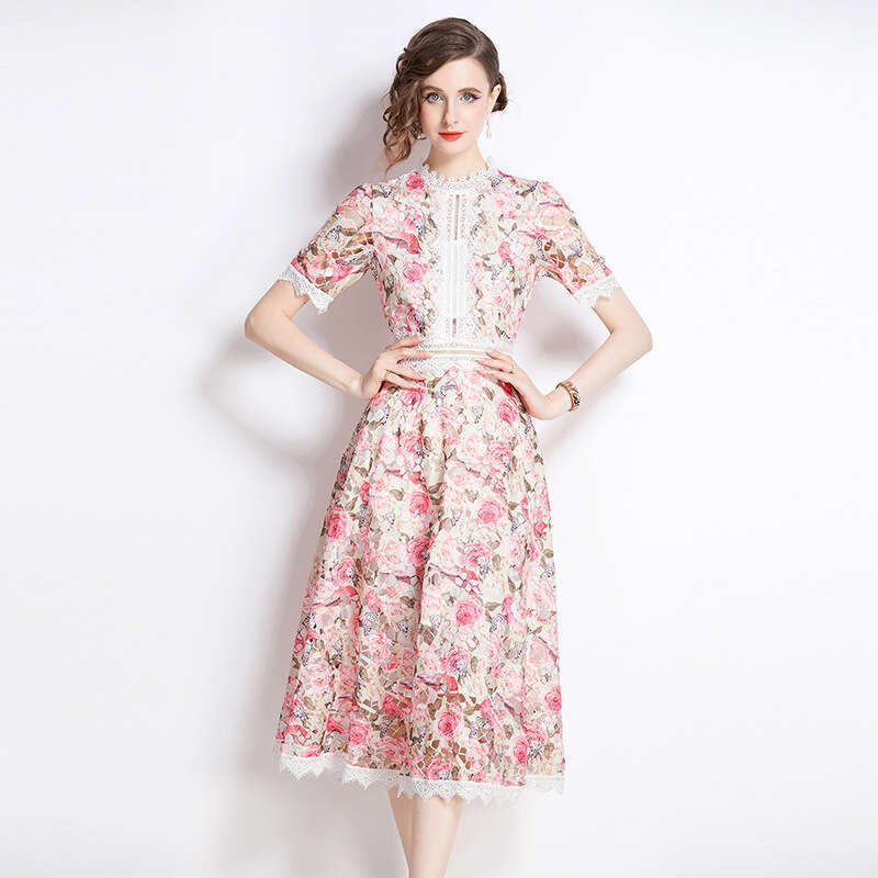 A14 2026 Summer European and American Designer Women's New French Retro Elegant Lace Patch Printed Waist Dress