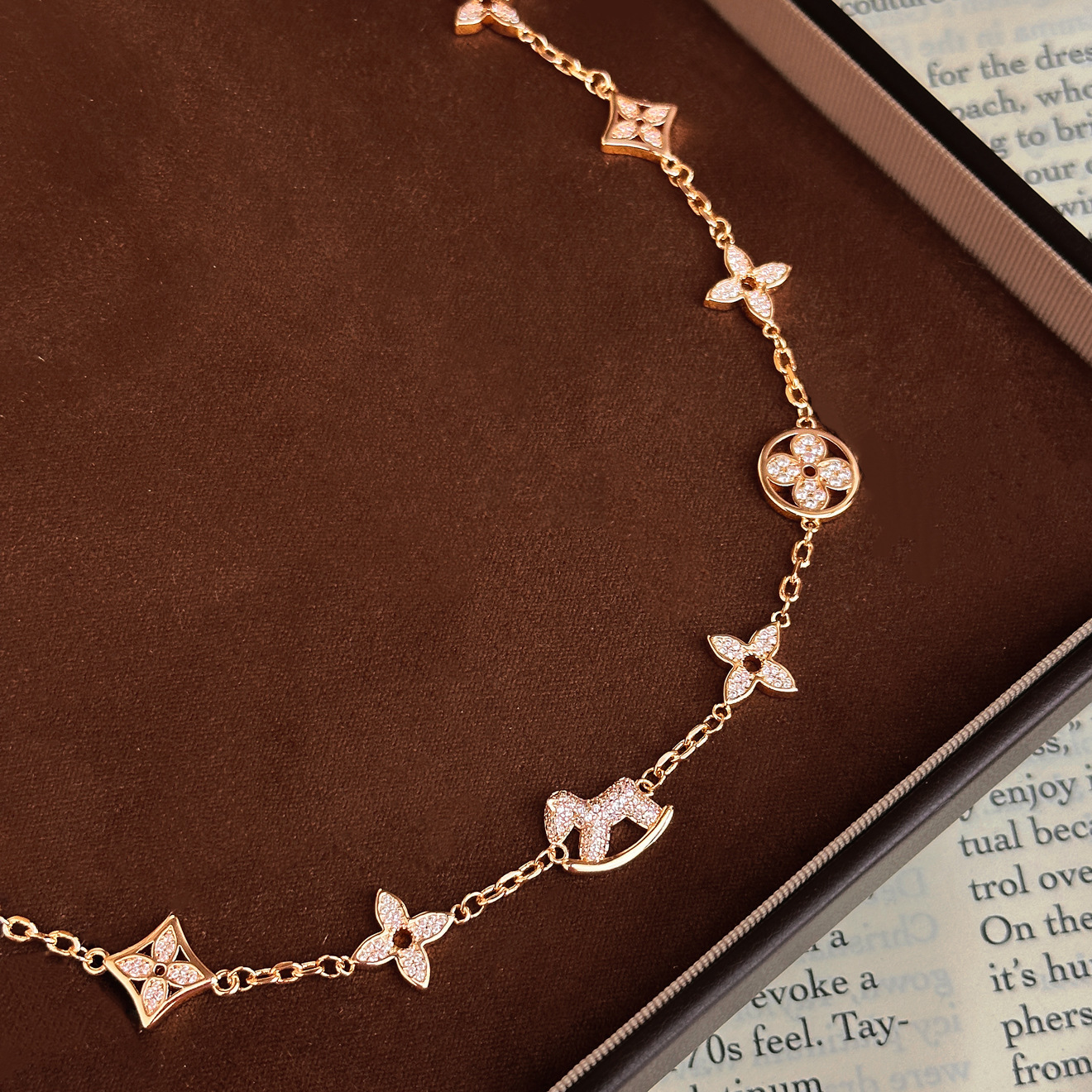 Diamond Old Flower Elegant High Luxury Fashion Versatile Sparkling Instant Wealth Necklace Fashionable Women's Accessories For Women