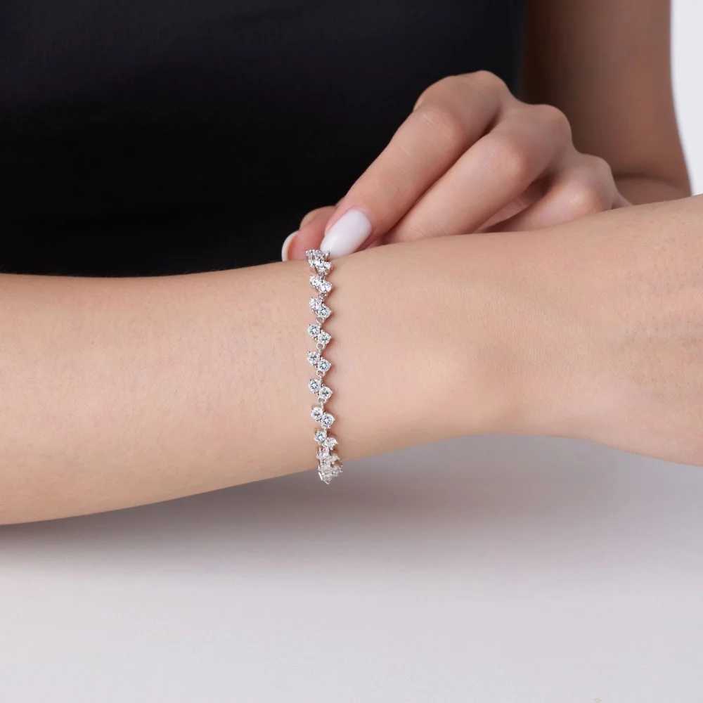 GXTRS 3mm Full Moissanite Women 925 Sterling Silver Elegant Lab Diamond Hand Chains Wedding Gifts No Fade Fine Jewelry H260321 - view 3