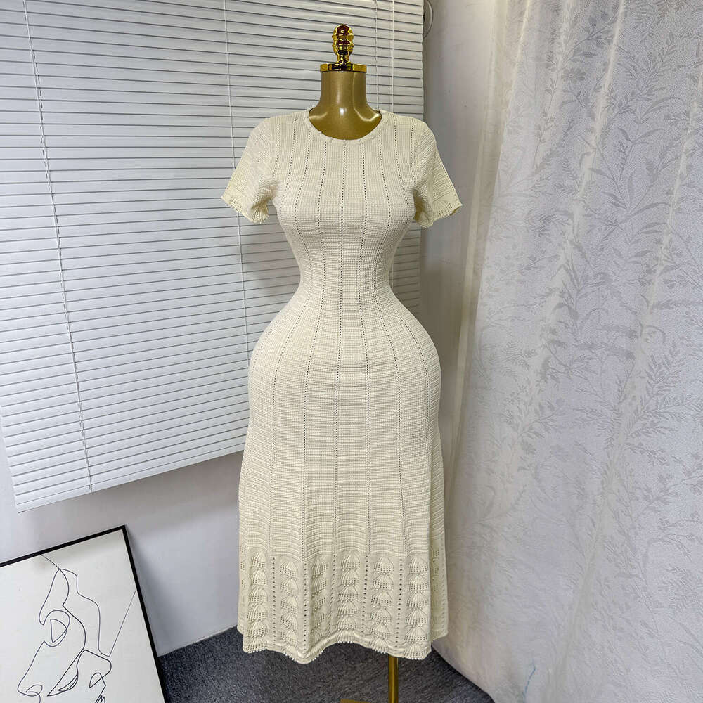 2026 S6 Summer Designer Elegant Round Neck Bead Decor Hollow out Slimming Fashion Women's Short Sleeve Knitted Dress