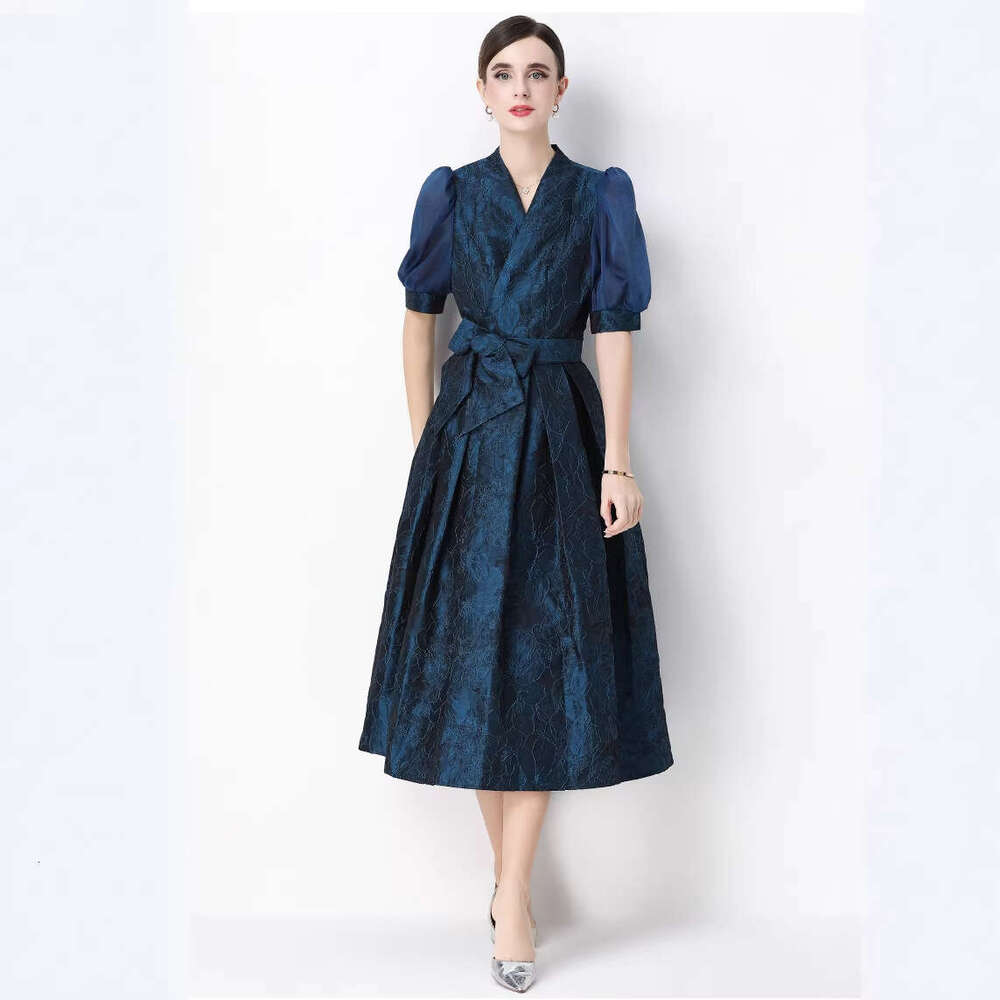 Designer French style women's 2026 summer waist cinched V-neck short sleeved k30 elegant jacquard long dress social wear