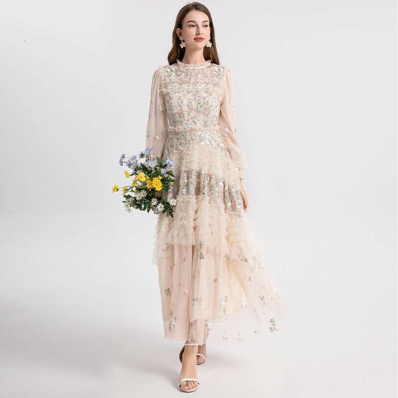 2026 luxury high-end evening dress k30 women's dress features exquisite mesh embroidery and pleated hem layered design