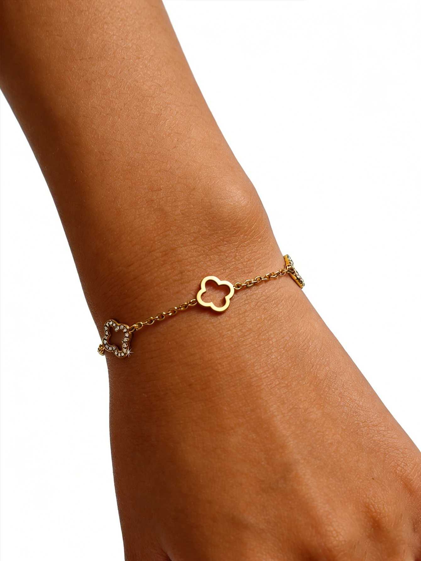 Fashion Light Luxury High-Level Sense Of Stainless Steel Plated 18K Gold With Diamonds Hollow Flower Female H260321 - view 7