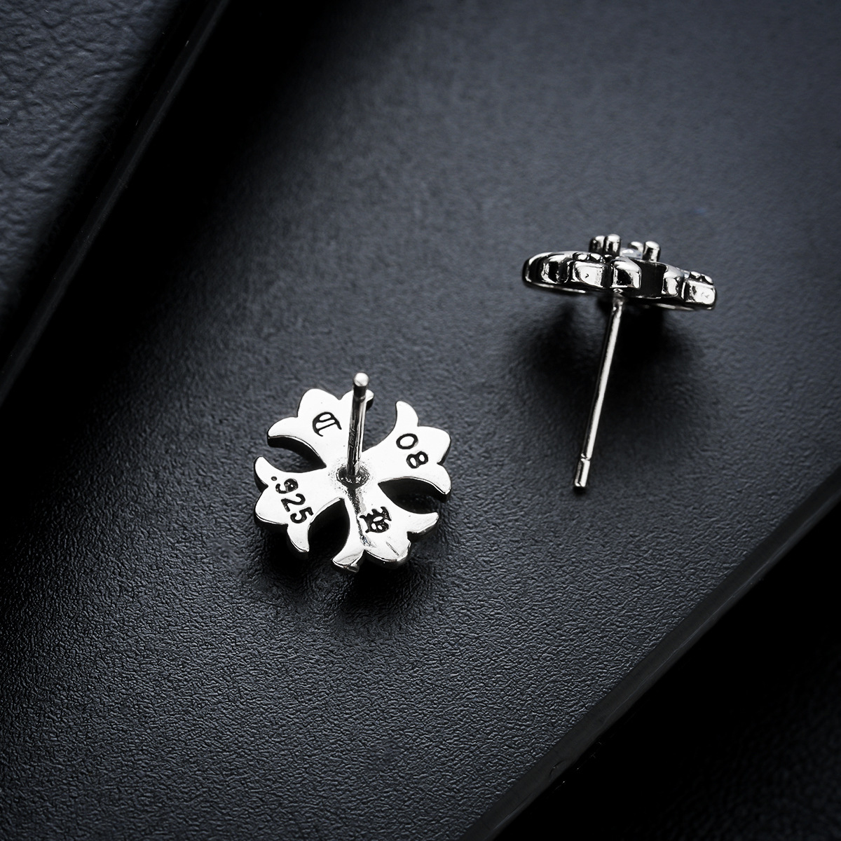 Crow Cross Inlaid Diamond Bright Stone Men Trendy Hip-Hop Retro Fashion Personality Minimalist Style Light Luxury Earrings For Women