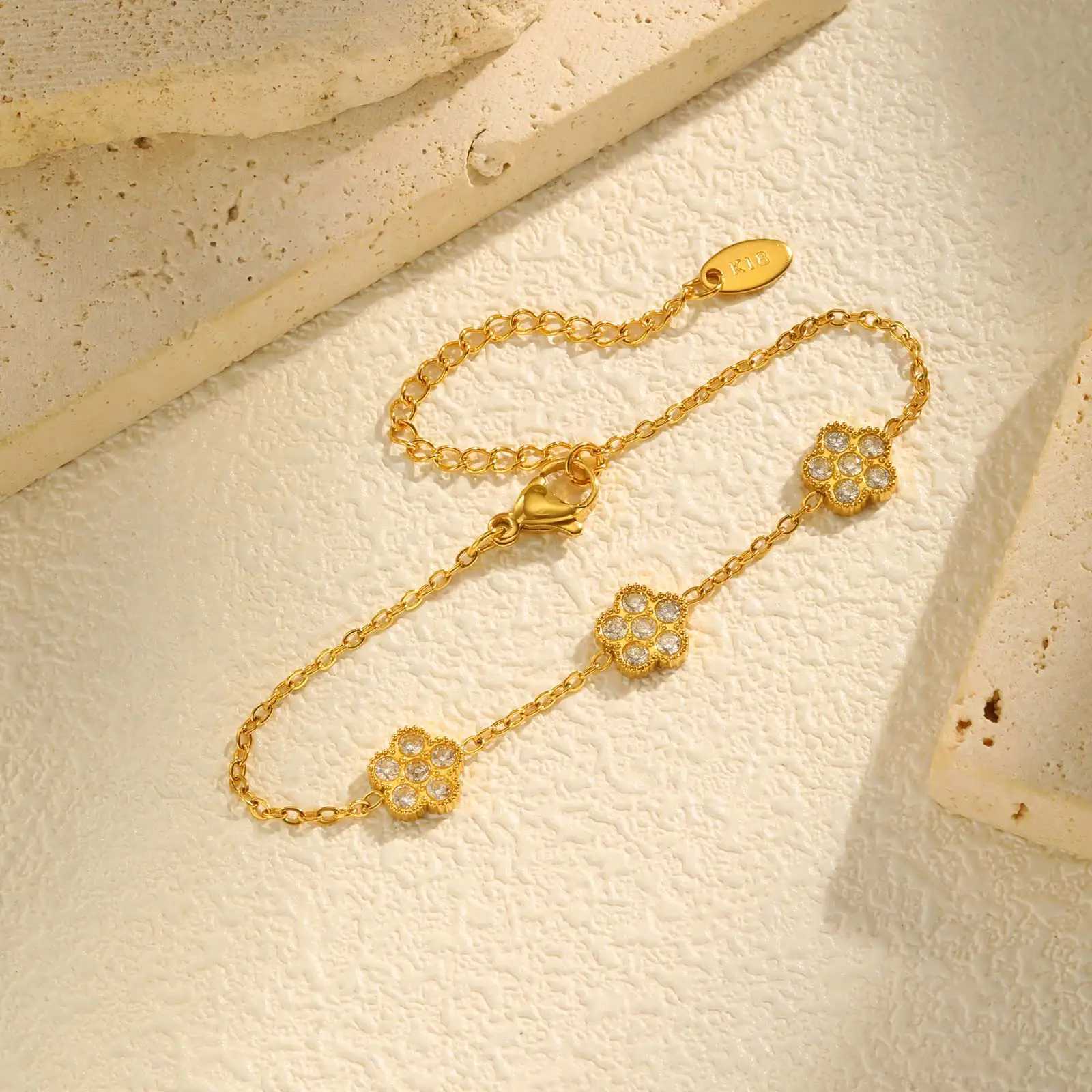 Elegant Five White Zircon Flower StainlESS Steel Charm Chain For Women Mom Girlfriend Gift Jewelry H260321 - view 4