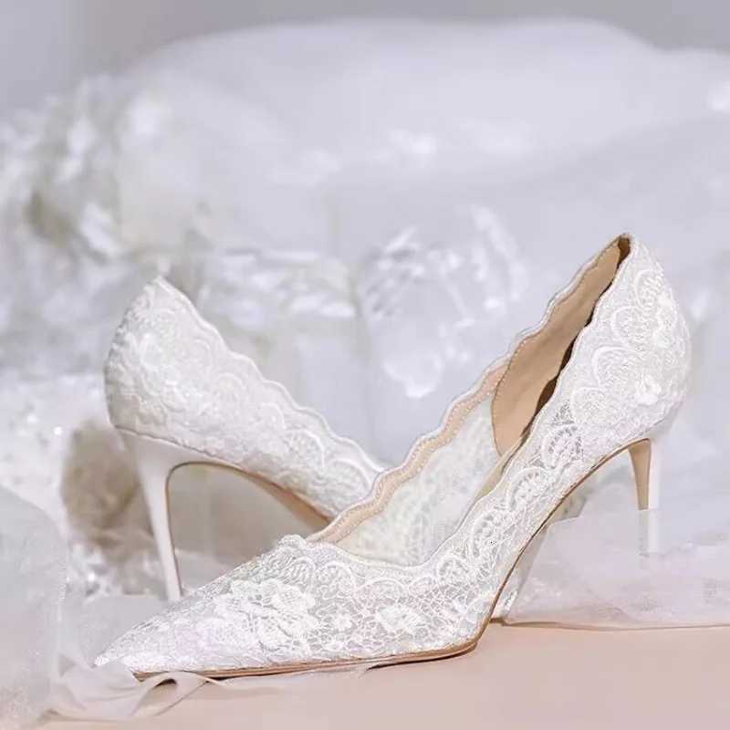 White Wedding Shoes Bridal Shoes Design Sense Niche Lace Pointed Stiletto Heel Shallow French High Heels Female Temperament C260321