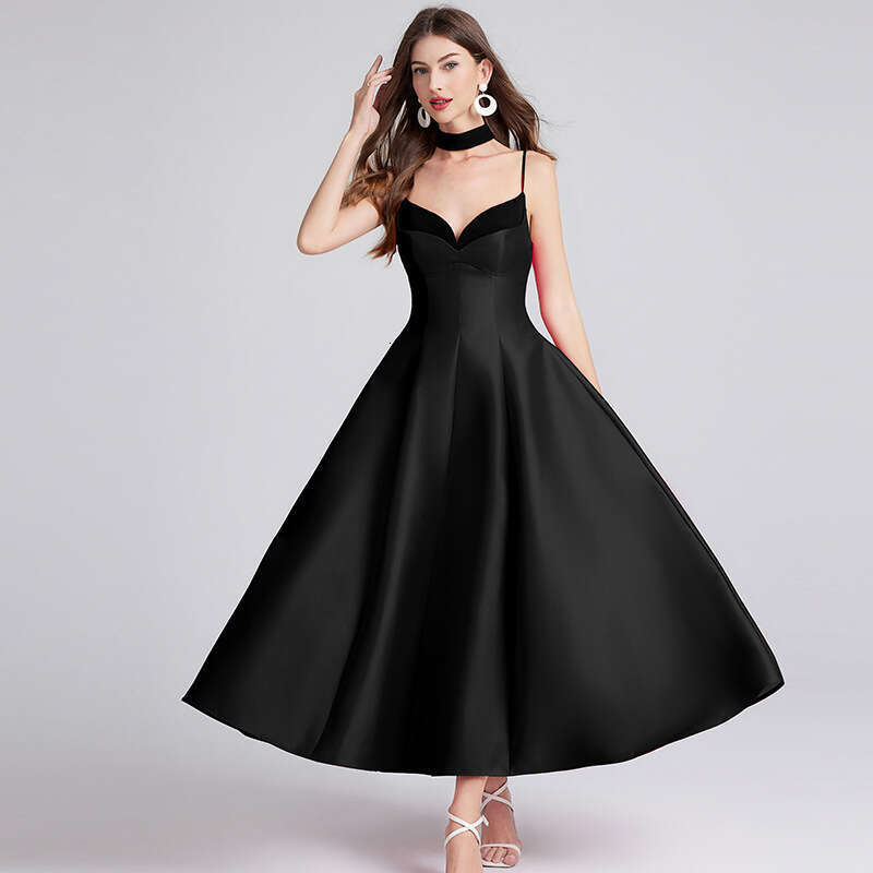 French retro socialite style Hepburn k30 style sexy backless dress designer waist cinched V-neck slim shoulder strap