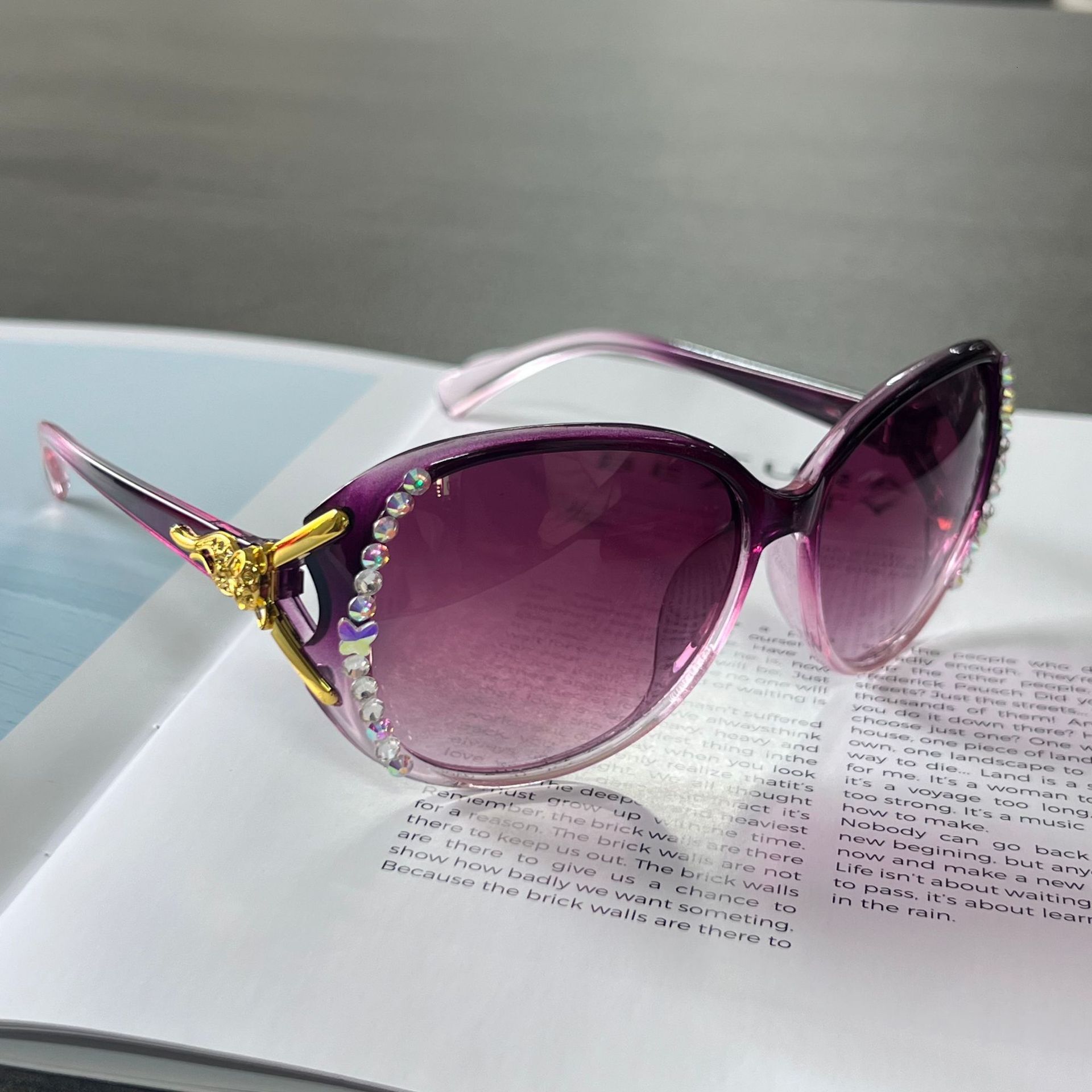 Designer Luxury Brand 2025 New Women's Sunglasses Anti UV Big Face Slimming Sunscreen Fashion Sunglasses Korean Edition High End Diamond Sunglass