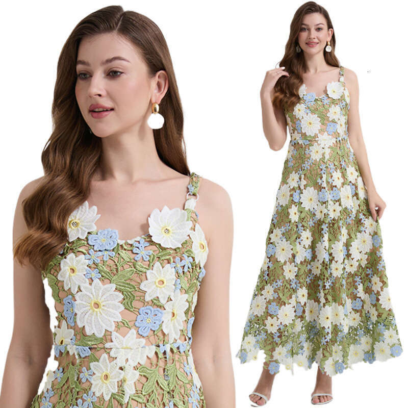 European and American sexy dress 2026 summer new designer water-soluble flower hollow splicing fashionable women's k30 suspender skirt