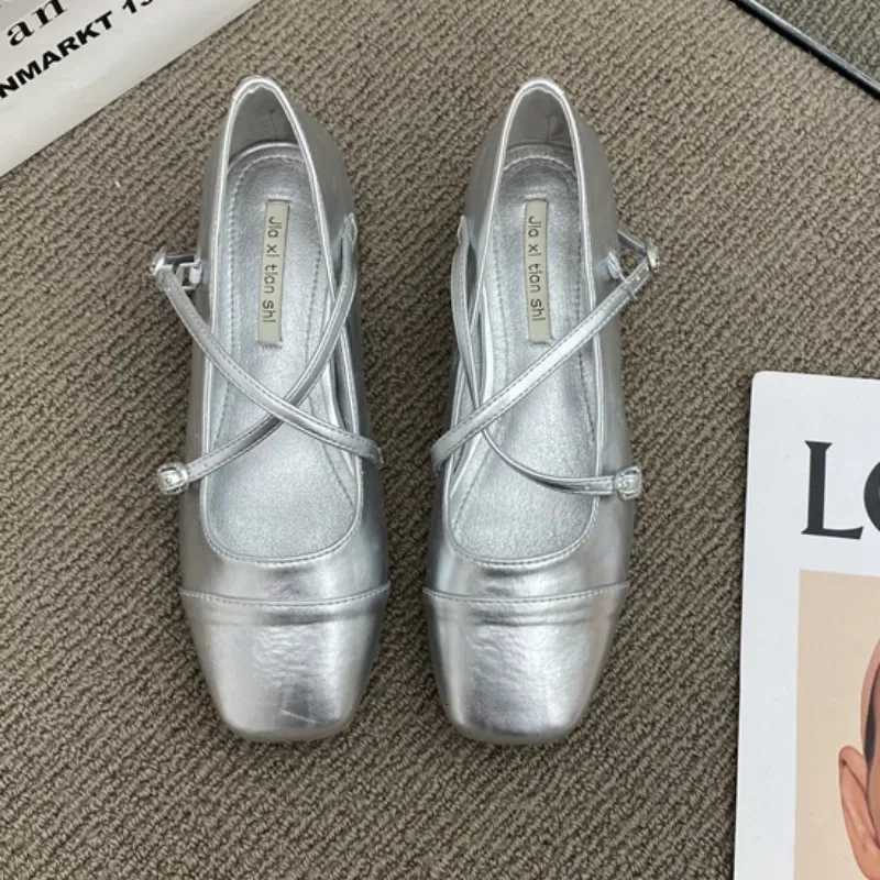 Mary Jane Shoes for Women Retro Medium Heeled Womens Single Shoes Soft and Comfortable Red Ballet Shoes Zapatos De Mujer C260321