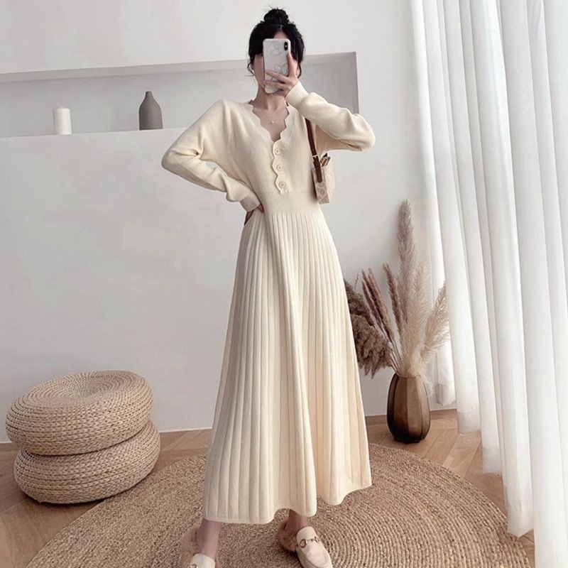 Gentle Style Long Sleeve Knitted Dress For Women Autumn Winter Designer Dress New V-neck Waist-cinching Slimming Inner Over-knee Sweater Dress