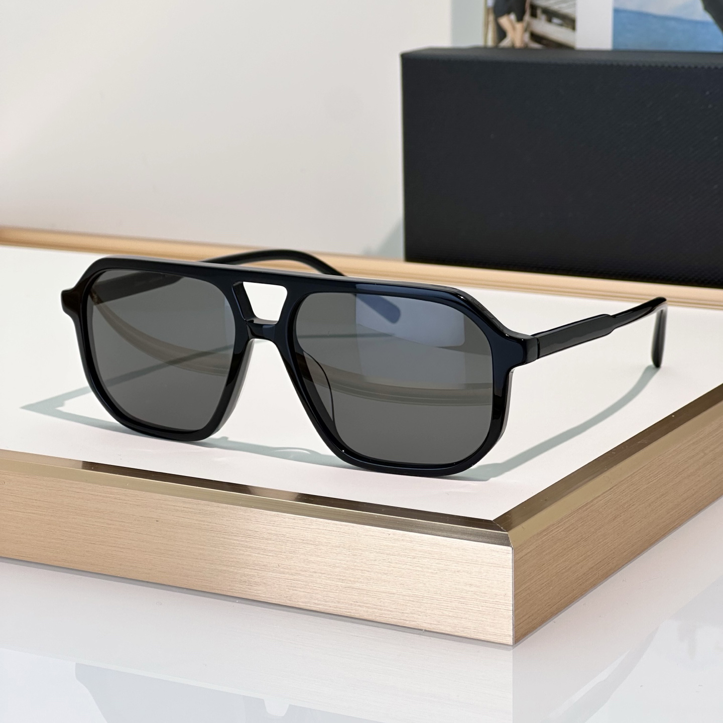 Fashion Sunglasses For Men and Women 4541 Popular Summer Outdoor Catwalk Beach Style Anti-Ultraviolet Retro Plate Acetate Square Full Frame Glasses Random Box