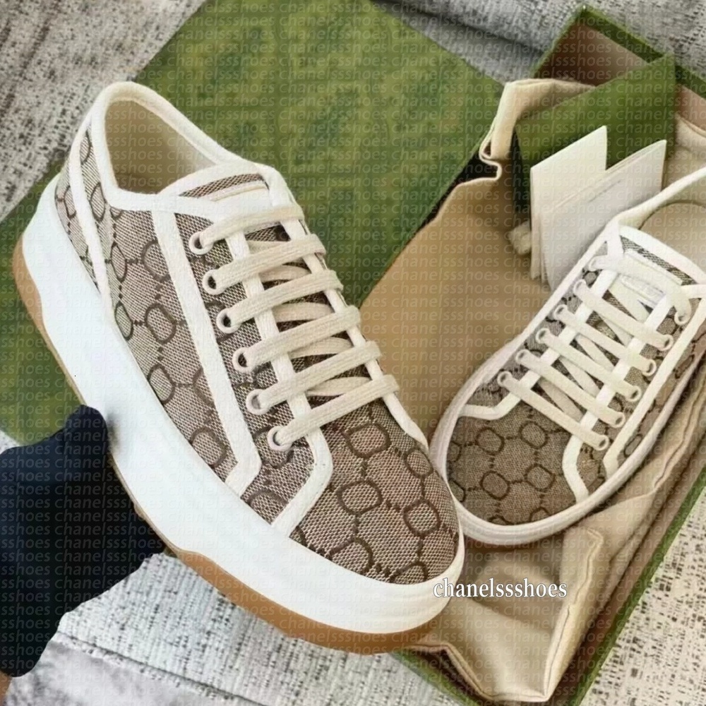 Designer classic shoe Italy low-cut 1977 Tennis Women Casual Shoes high top Letter High-quality Sneaker Beige Ebony Canvas Tennis Shoe Fabric Trims loafers 301