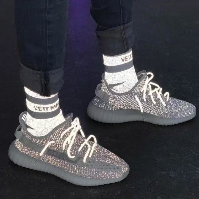 Reflective socks sport fluorescent stocking cotton socks 3M comfortable fast dry socking street fashion hipster breathable mid-calf winter soccer basketball sock