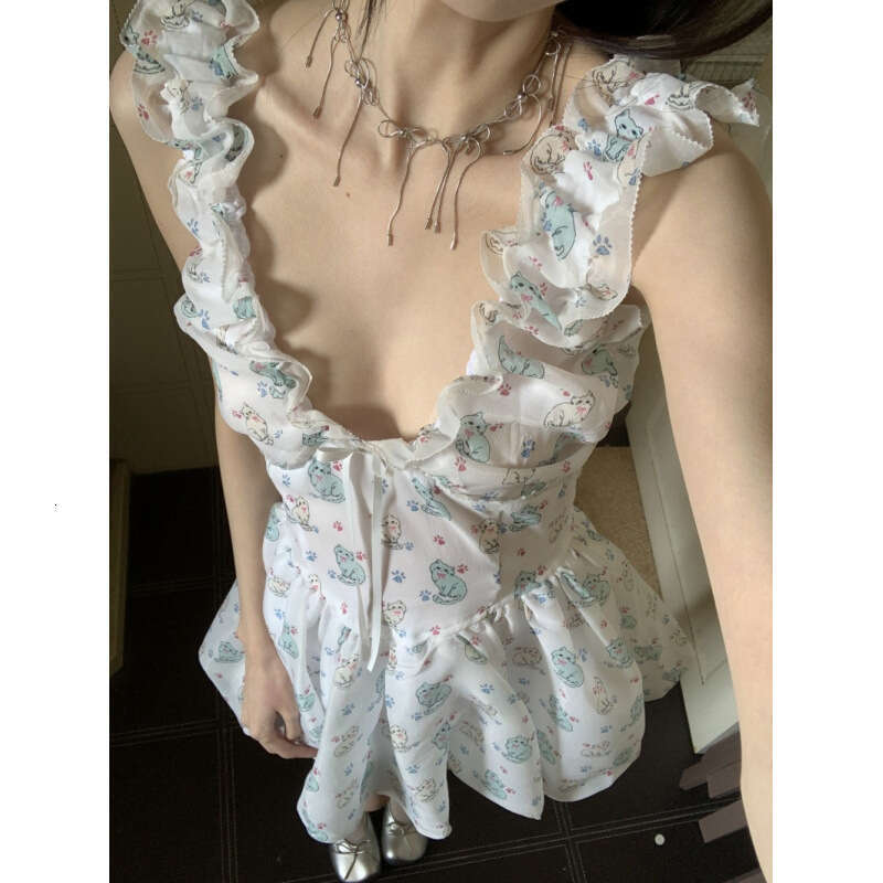 2026 Summer New Designer Women's Brand Hand drawn Cat Bud V-neck F8 Short Skirt