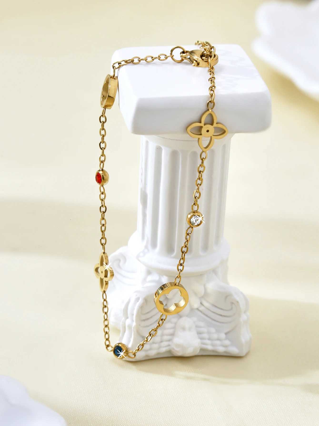 Trendy Personalised Light Luxury Ins Style Stainless Steel 18K Gold Plated Coloured Diamond Flower For Women H260321 - view 6