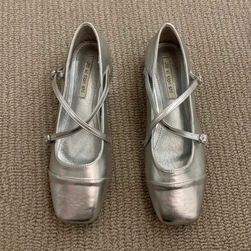 Mary Jane Shoes for Women Retro Medium Heeled Womens Single Shoes Soft and Comfortable Red Ballet Shoes Zapatos De Mujer C260321