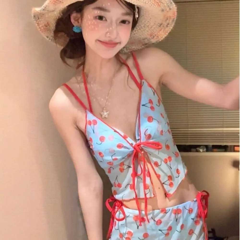 Split Swimsuit Pure Color Cherry Bikini Set Push Up Mesh Lace Up Four Piece Set V Neck Wrap Skirt Sexy Swimwear Summer Holiday M260321