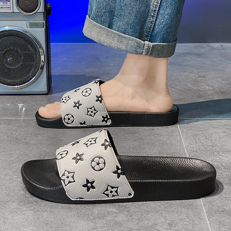 2026 New Style Flip Flops with Soft Outsole - Summer Men's Beach Sandals