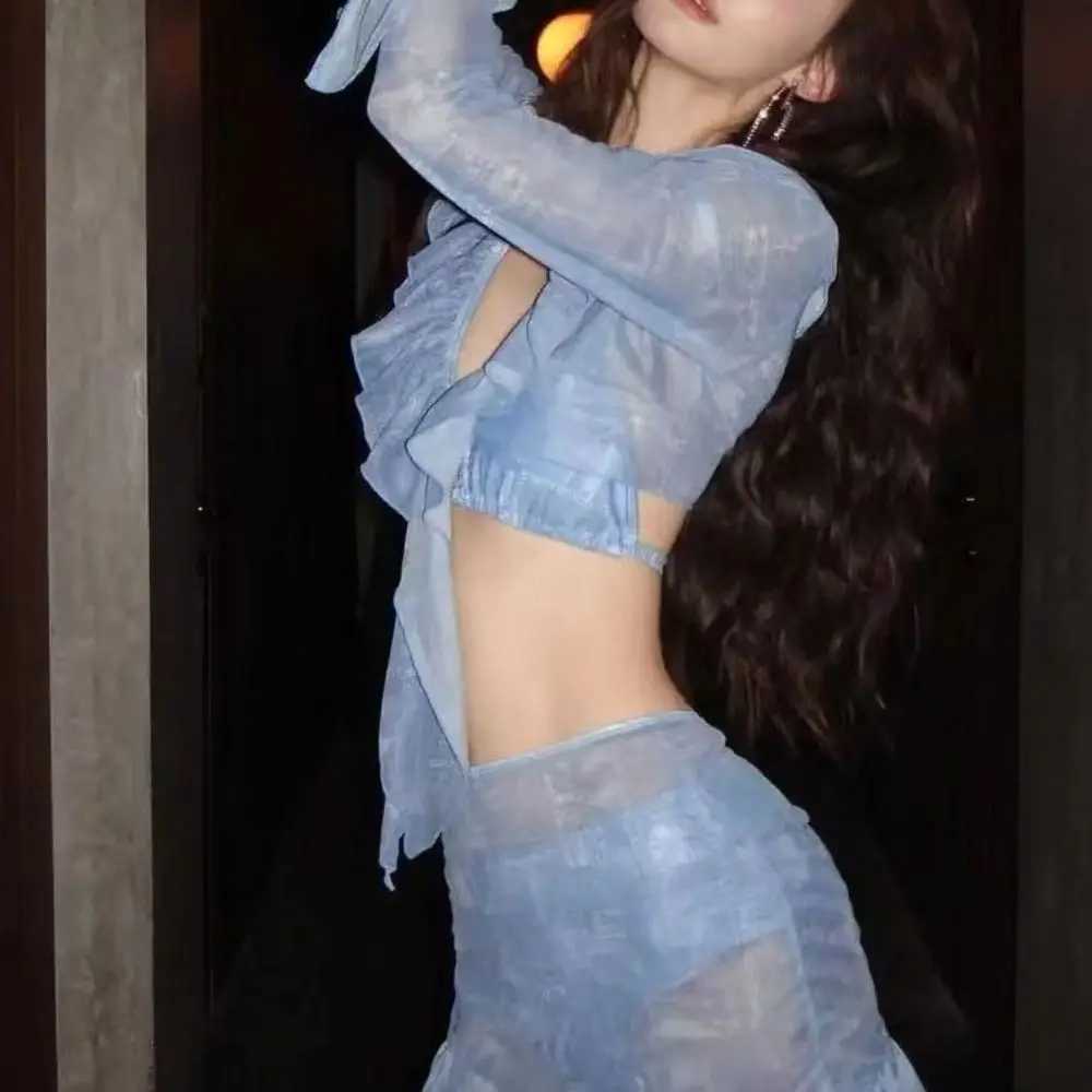 Trendy Sexy Design Halter Neck Bikini Split Bikini Halter Neck 4-Piece Set Slimming Fit Long Sleeve Long Sleeve Swimwear Beach M260321