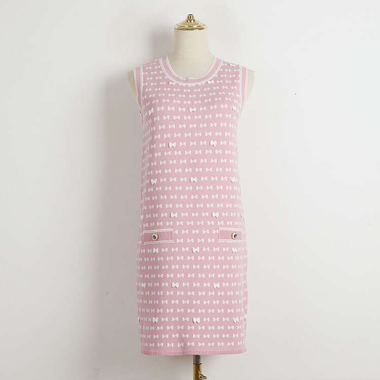 2026 Summer Women's Small Fragrant Style Bow Jacquard Round k30 Neck Sleeveless Knitted Tank Top