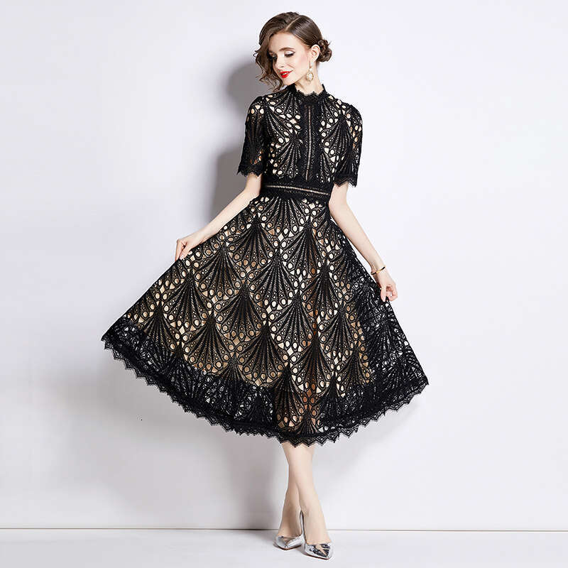 Designer women's French k30 high-end lace patch round neck dress, summer new style, slim fit waist, elegant flared pants