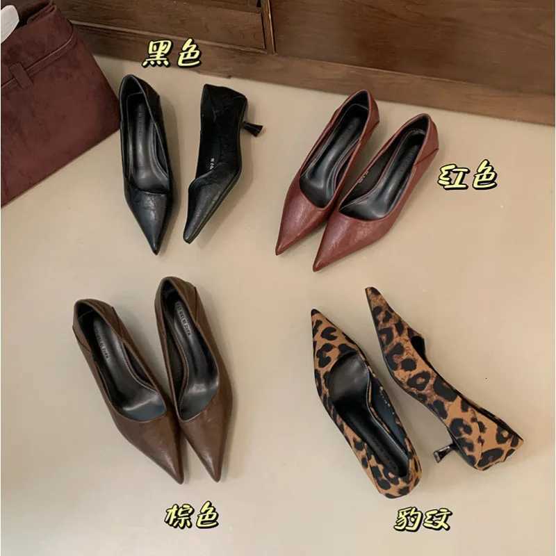 New Pointed Shallow Mouth Slim Heeled Womens Shoes with Leopard Print Fashion High Heels Shoes for Women C260321