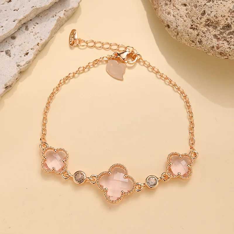 Manufacturer Double-Sided for Women Copper Gold-Plated Zircon Flower Light Luxury Design Trendy Popular H260321 - view 6
