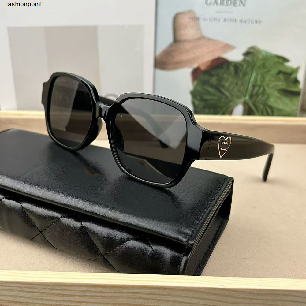 Sunglasses Designer Sunglasses For Women Men Business Glasses Frame Anti-blue Light Flat Mirror Glasses Square Frame Sunglasses heart shaped sunglasses good