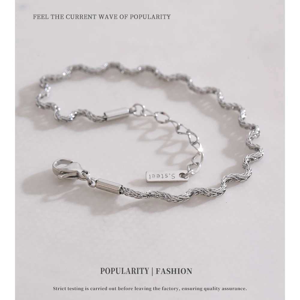 NiNICE StainlESS Steel Woman Curved Waterproof Fashion Design Personalized High-end Jewelry Gift New H260321 - view 6