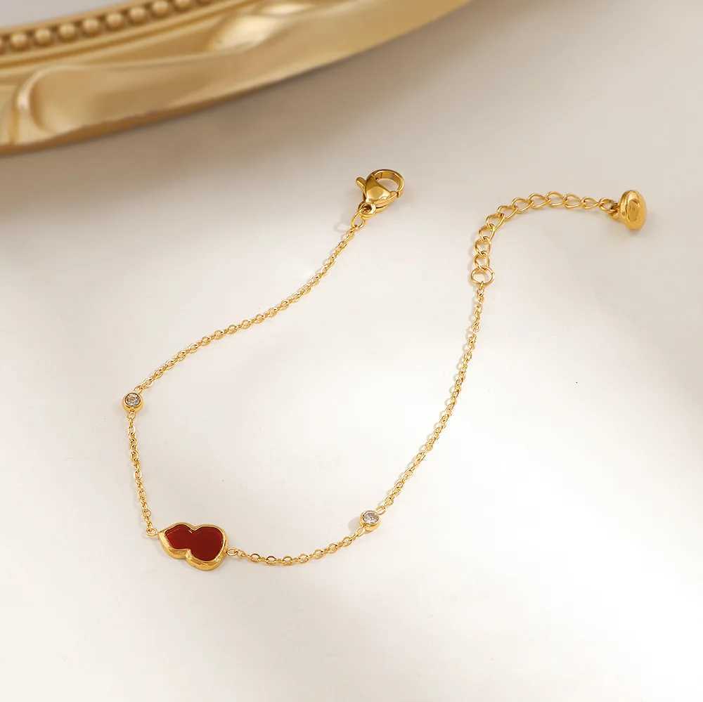 Gold Plated Stainless Steel Waterproof Non-fading Niche Design Small Red Gourd Charm Fashion Jewelry Gifts For Women H260321 - view 6